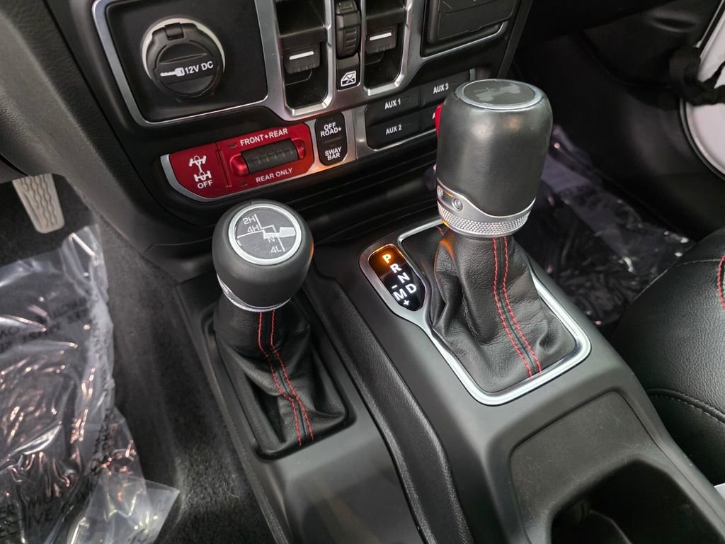 Used 2023 Jeep Wrangler Unlimited Rubicon w/ LED Lighting Group image 24