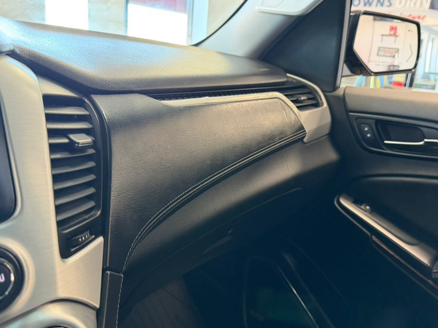 Used 2019 GMC Yukon SLT w/ Graphite Performance Edition image 59