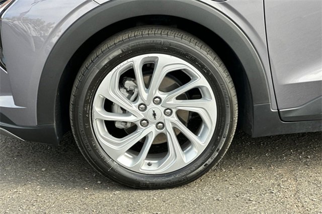 Certified 2022 Chevrolet Bolt EUV LT w/ Comfort Package image 41