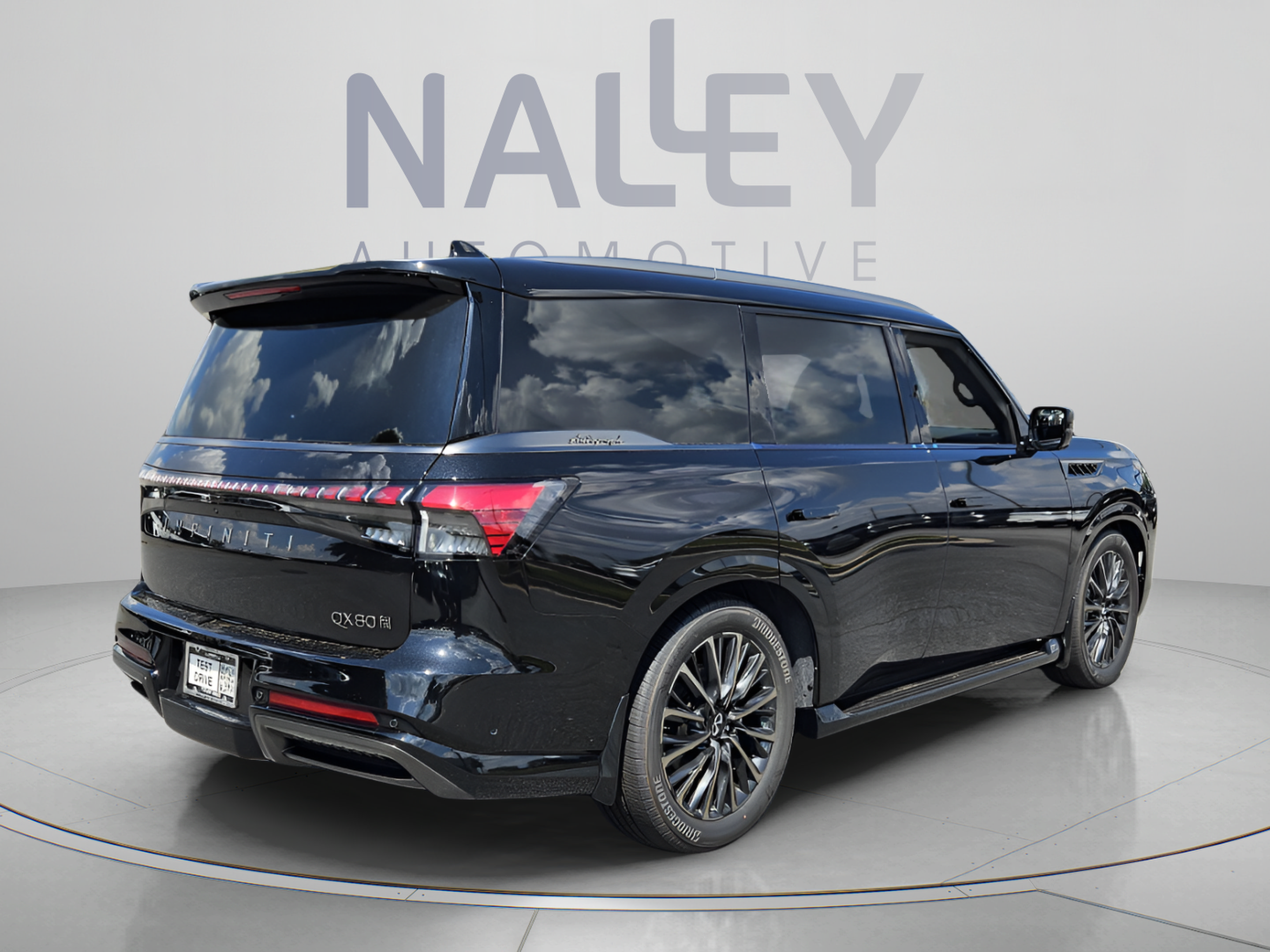 New 2027 INFINITI QX80 Autograph w/ Premium Cargo Package AWD/4WD image 5