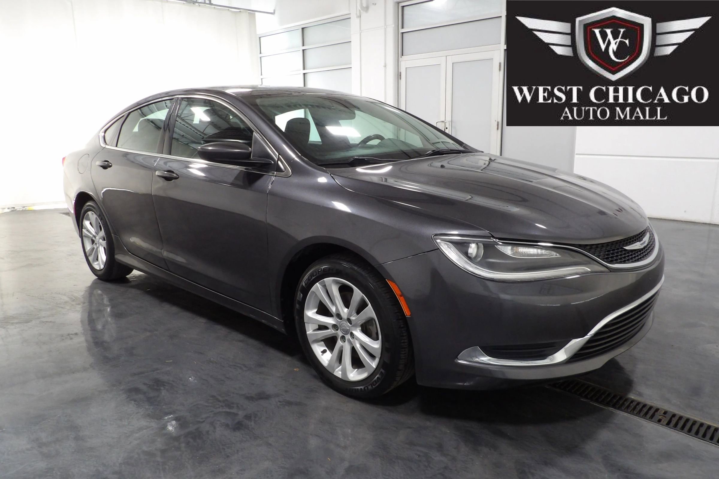 Used 2015 Chrysler 200 Limited w/ Convenience Group