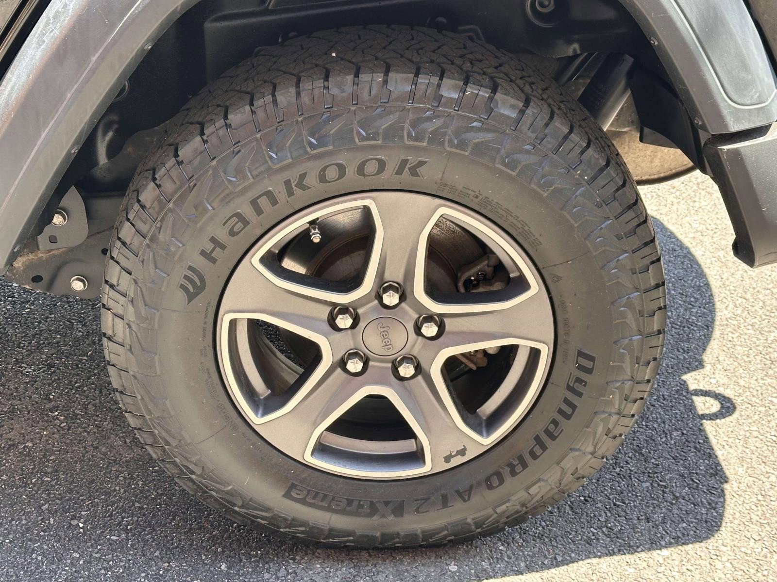 Used 2018 Jeep Wrangler Unlimited Sport S AWD/4WD image 12