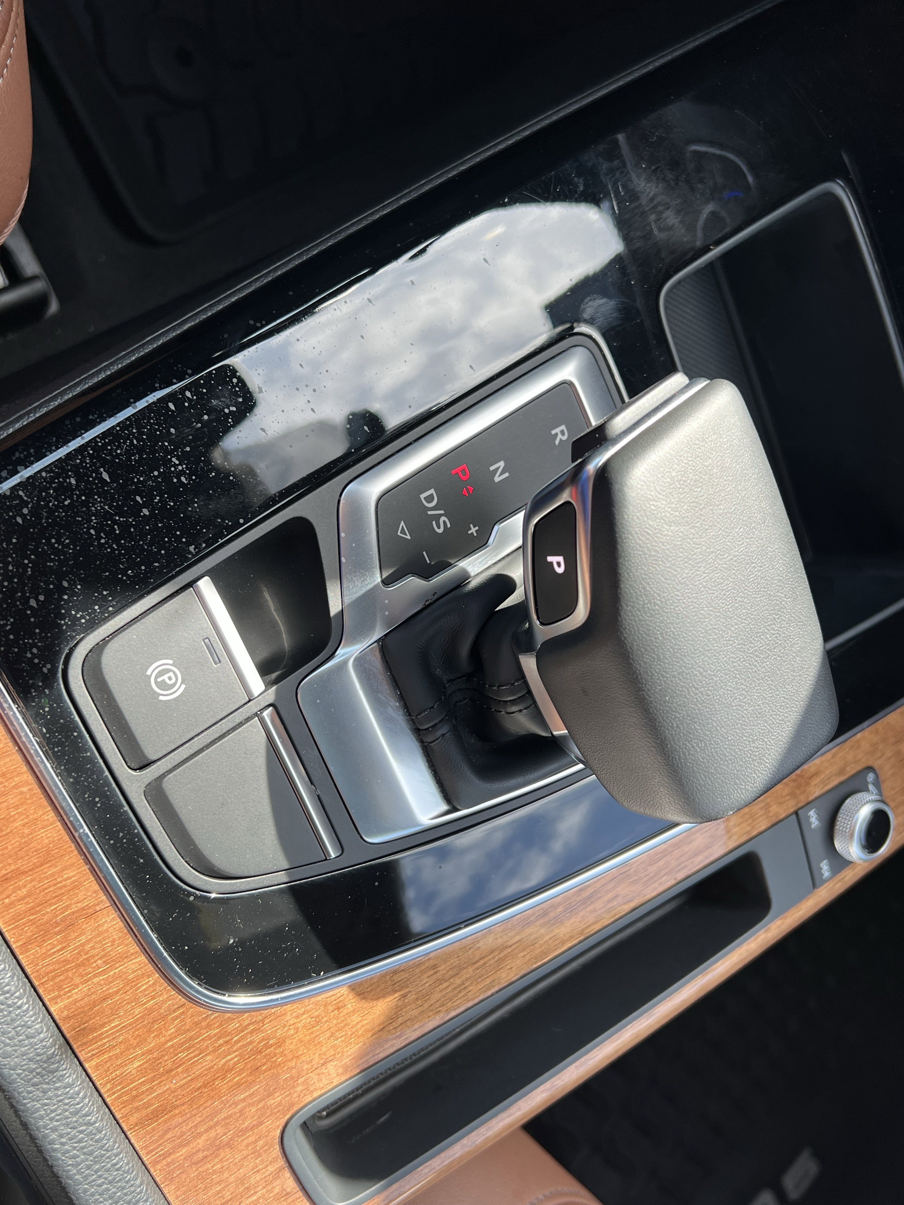 Used 2023 Audi Q5 2.0T Premium w/ Convenience Package image 26