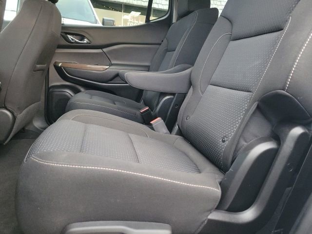 Used 2023 GMC Acadia SLE image 32