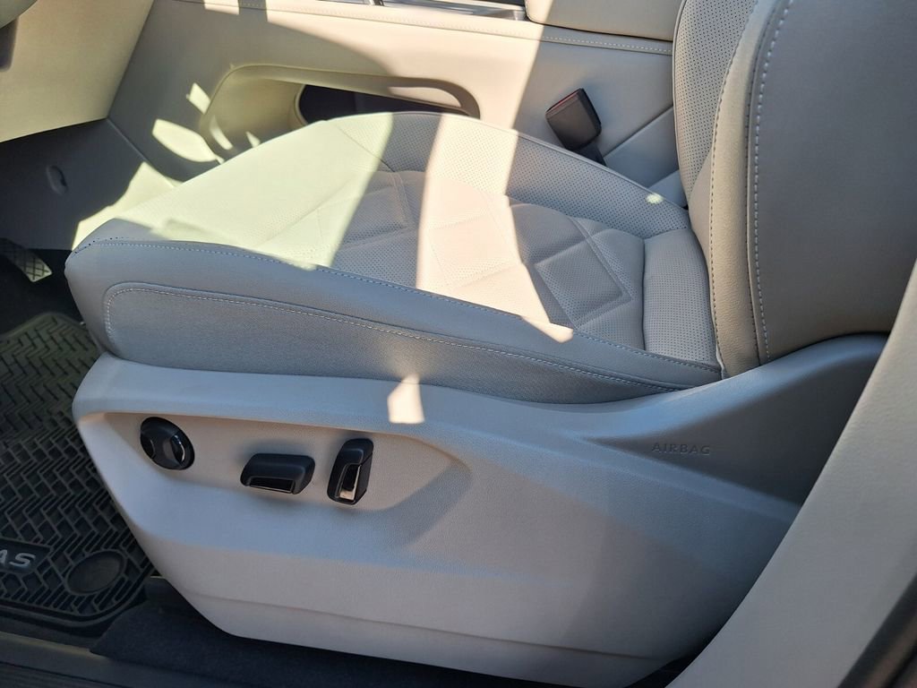 New 2026 Volkswagen Atlas SE image 23
