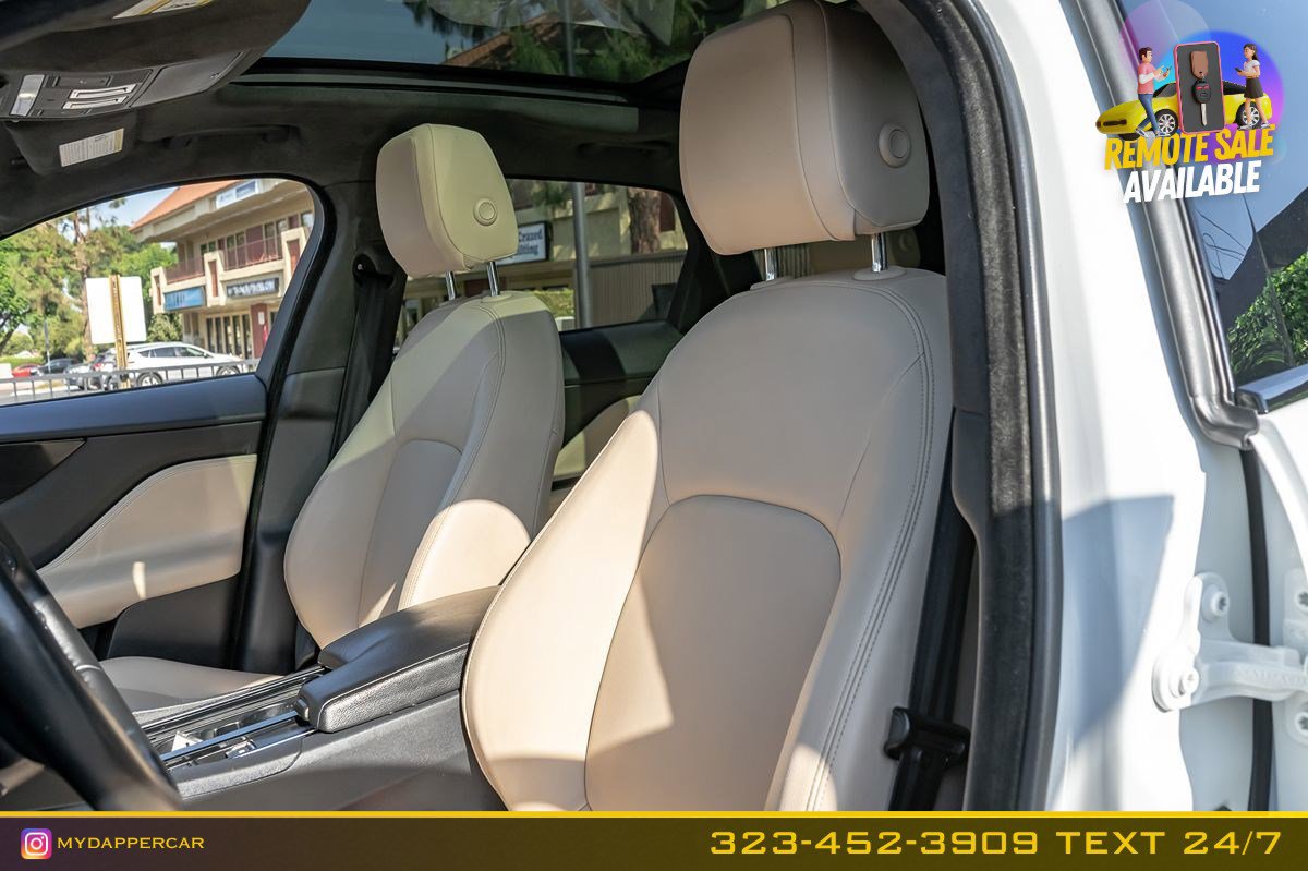 Used 2020 Jaguar F-PACE Premium image 14