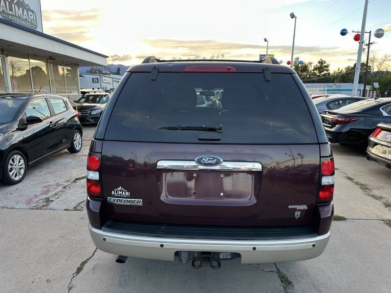 Used 2006 Ford Explorer Eddie Bauer RWD image 6