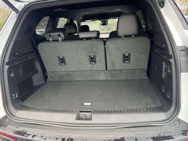 Used 2026 Buick Enclave Preferred w/ Power Package FWD image 12