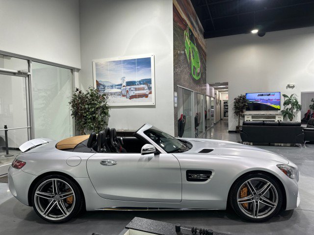 Used 2018 Mercedes-Benz AMG GT C image 27
