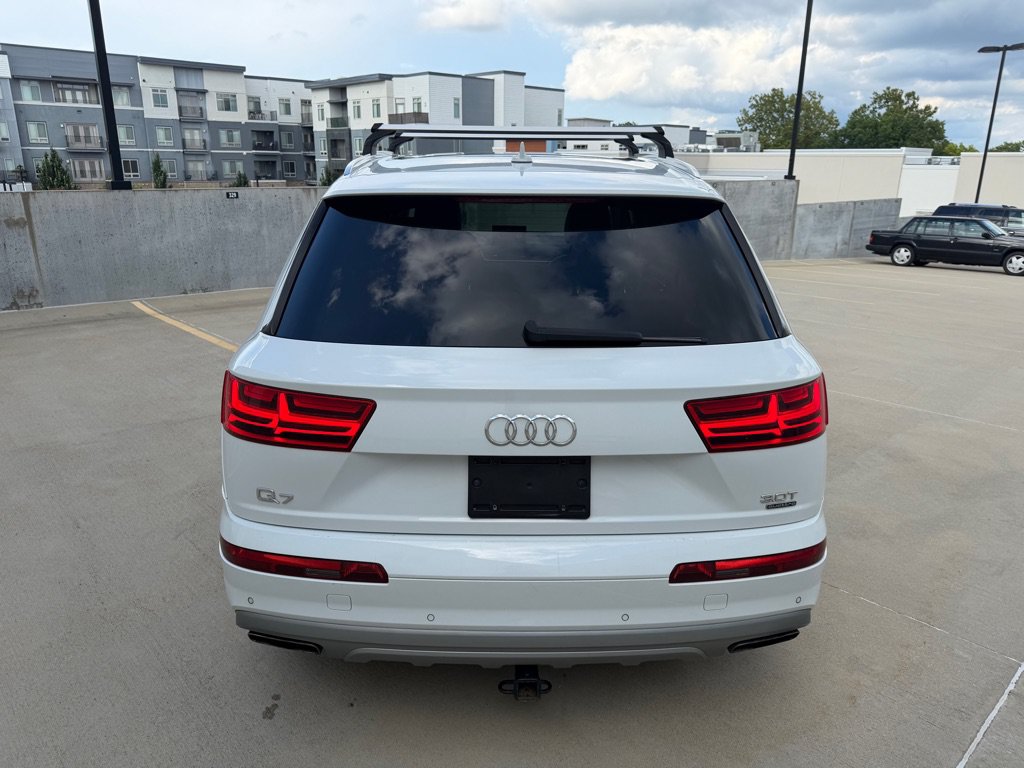 Used 2018 Audi Q7 3.0T Premium Plus w/ Premium Plus Package AWD/4WD image 4