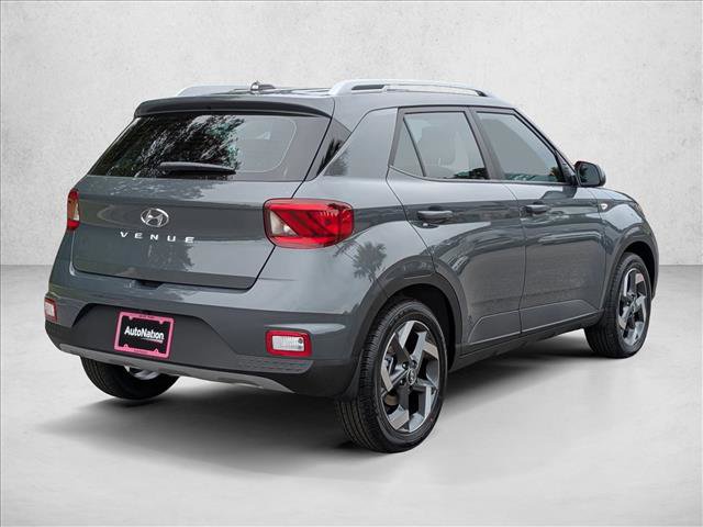 New 2026 Hyundai Venue SEL FWD image 2