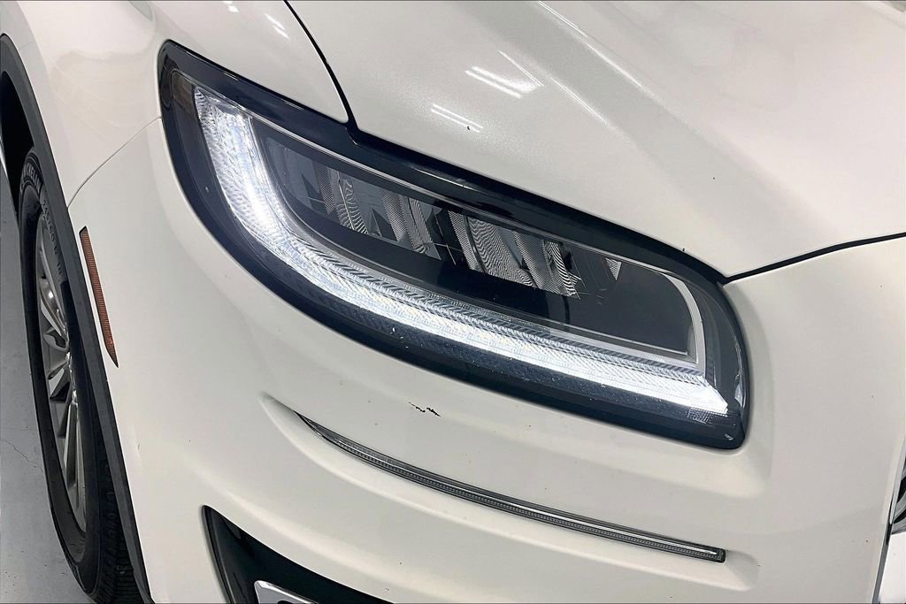 Used 2020 Lincoln Nautilus FWD w/ Equipment Group 101A image 28