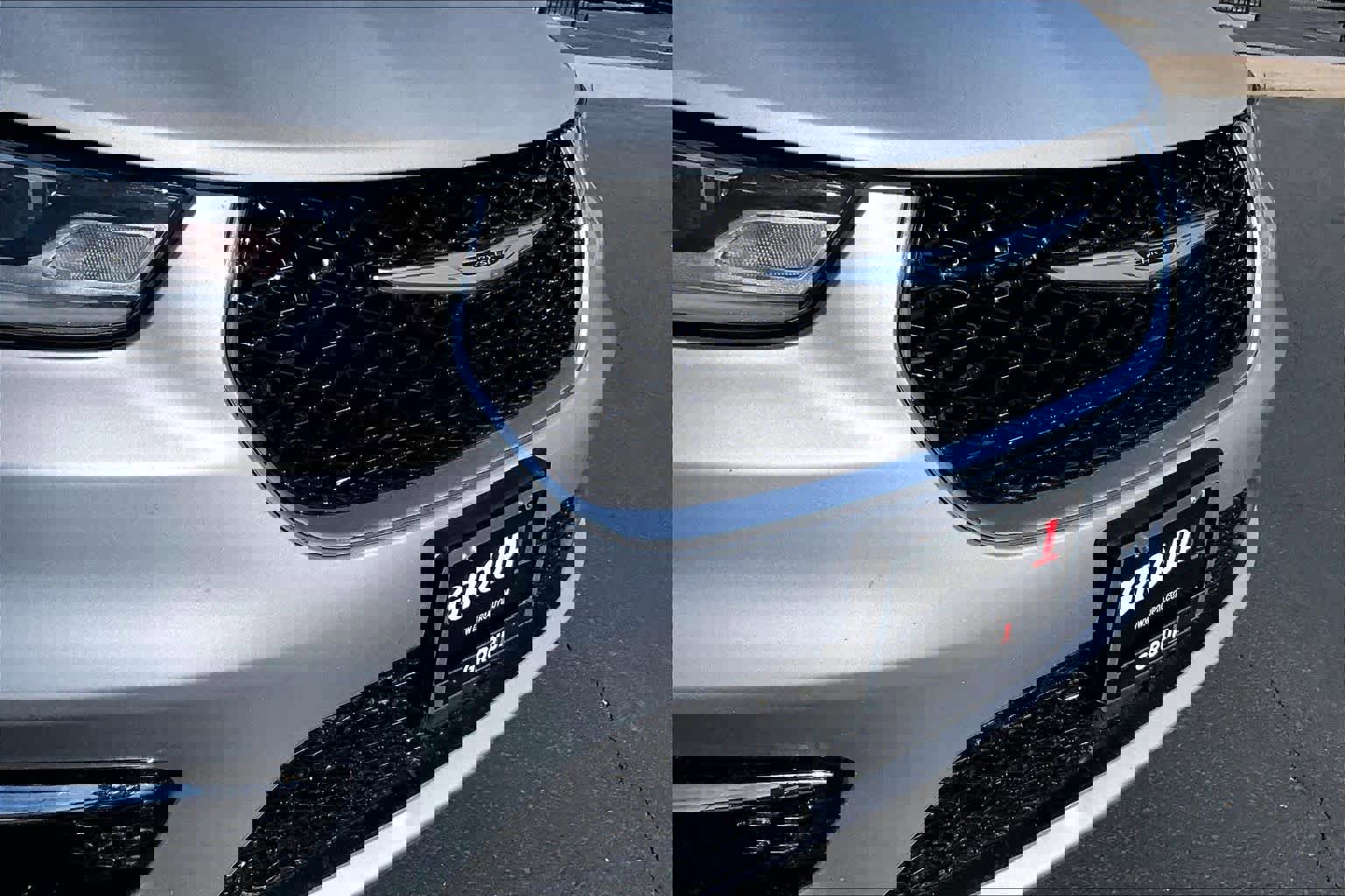 Used 2023 Chrysler Pacifica Touring-L image 29