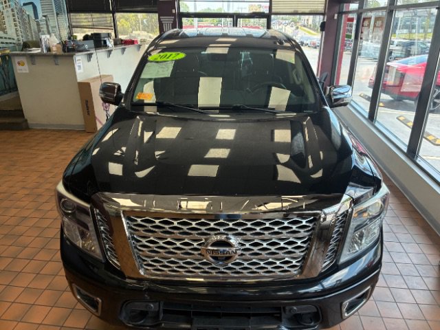Used 2017 Nissan Titan Platinum Reserve RWD image 6