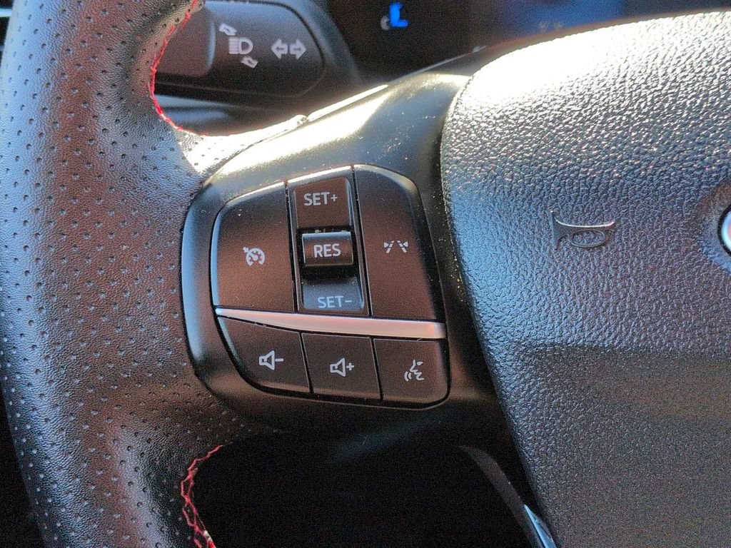 Used 2025 Ford Escape ST-Line FWD image 20