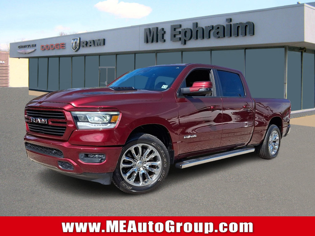 Used 2023 RAM 1500 Laramie AWD/4WD image 1