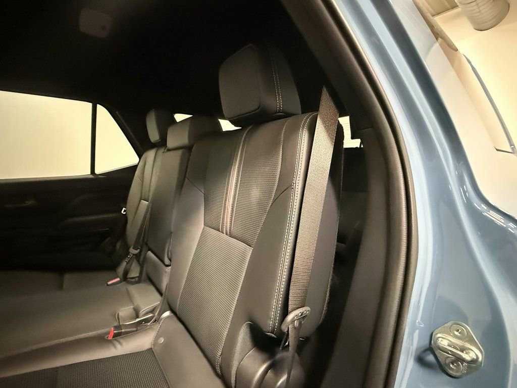 Used 2025 Toyota 4Runner Limited w/ Tow Technology Package image 48
