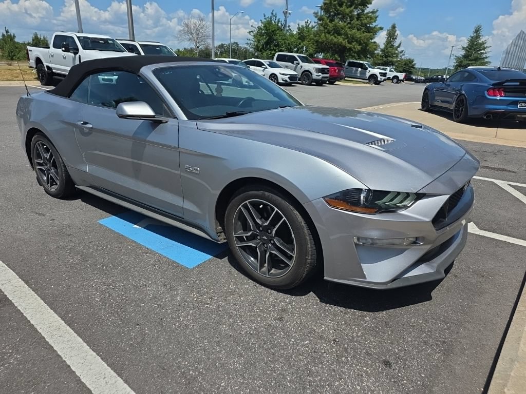 Used 2022 Ford Mustang GT Premium w/ Equipment Group 401A RWD image 4