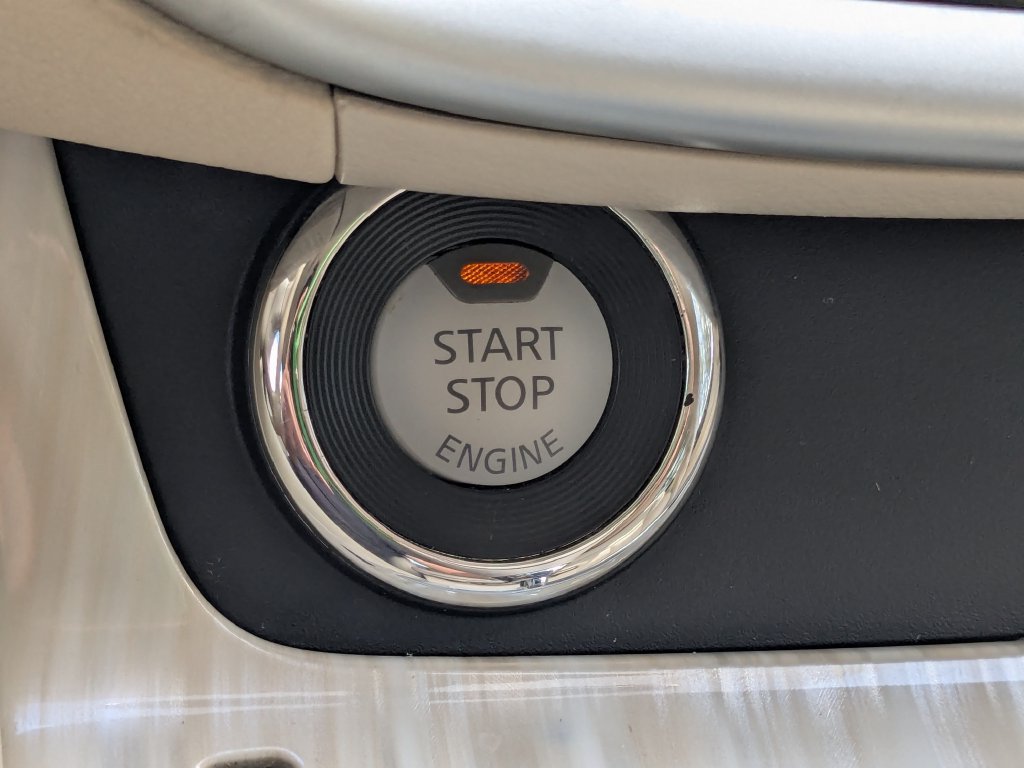 Used 2018 Nissan Murano SL w/ Moonroof Package FWD image 15