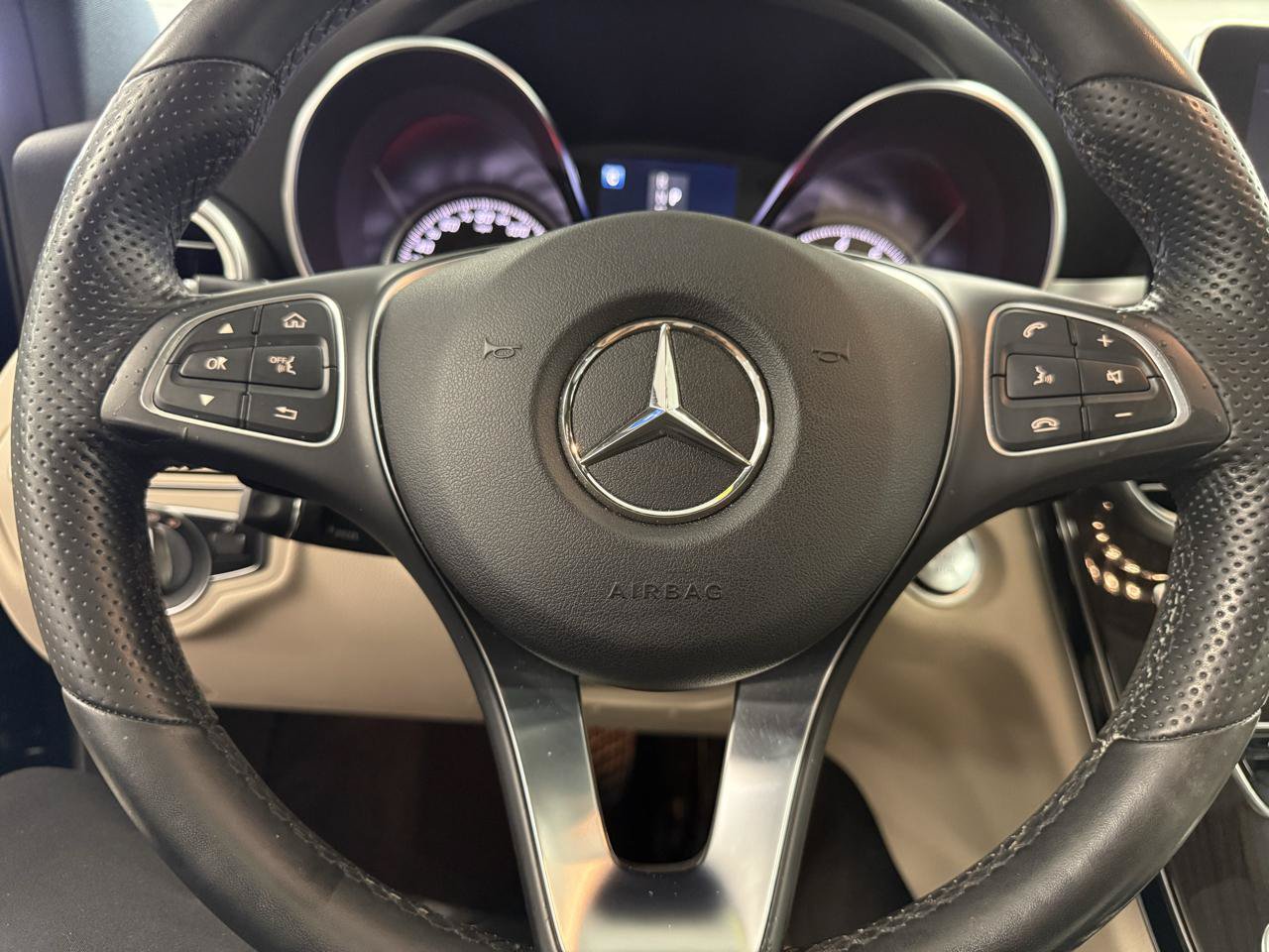 Used 2018 Mercedes-Benz C 300 Sedan w/ Multimedia Package image 14