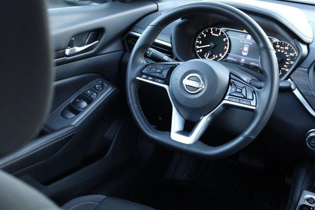 Certified 2025 Nissan Altima 2.5 SV w/ SV Premium Package FWD image 24