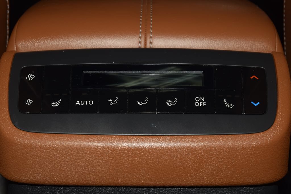 Used 2025 Nissan Pathfinder Platinum w/ Cargo Package AWD/4WD image 41