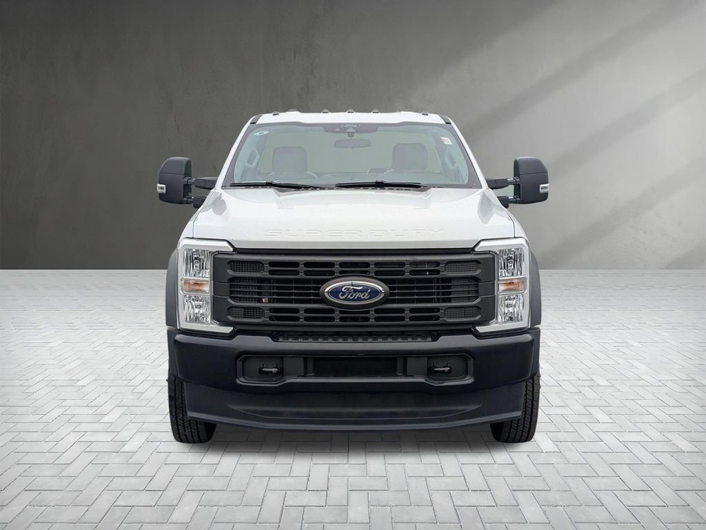 New 2025 Ford F550 4x4 Regular Cab Super Duty image 4