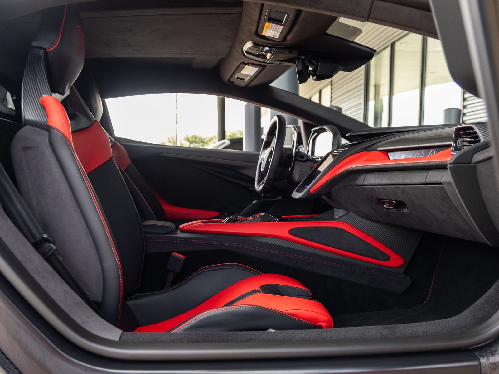 Used 2026 Lamborghini Revuelto AWD/4WD image 52