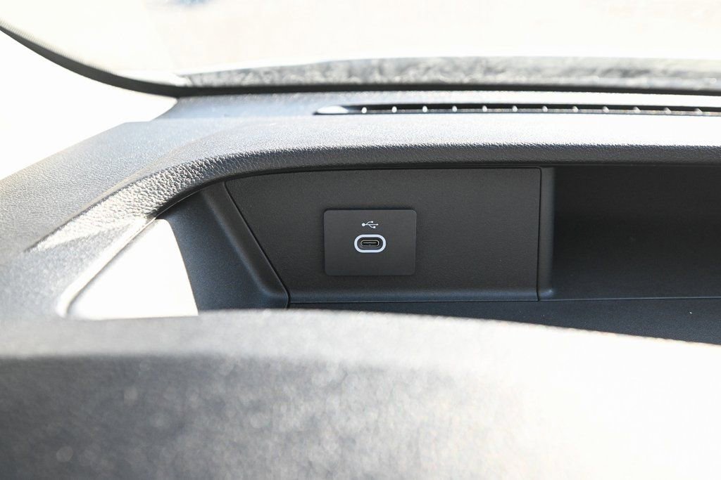 New 2026 Ford Transit 250 148 Medium Roof Extended AWD w/ Load Area Protection Package image 30