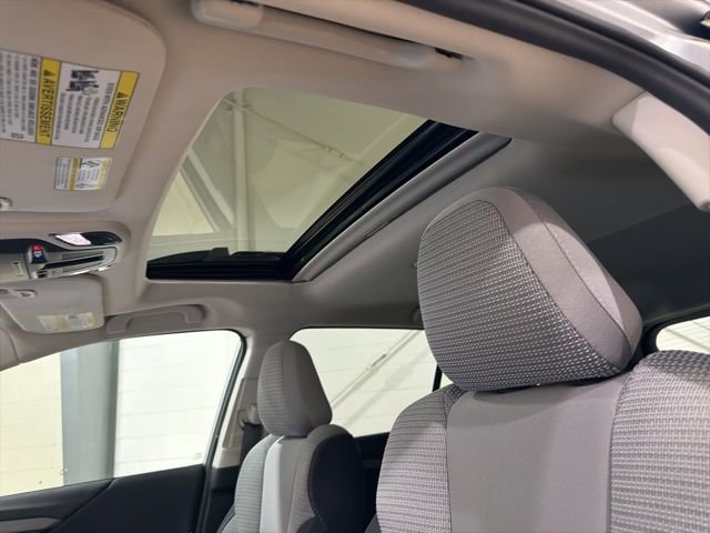 Used 2025 Subaru Outback Premium image 19