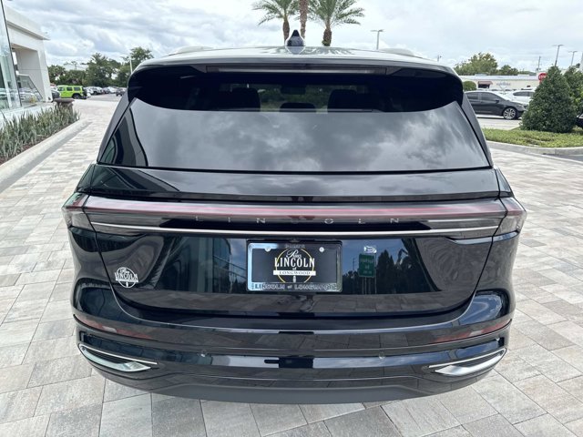 New 2025 Lincoln Nautilus Reserve image 3