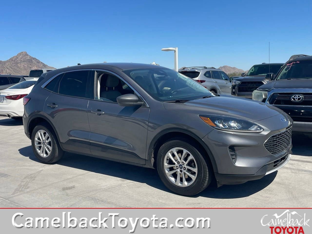 Used 2022 Ford Escape SE video 1