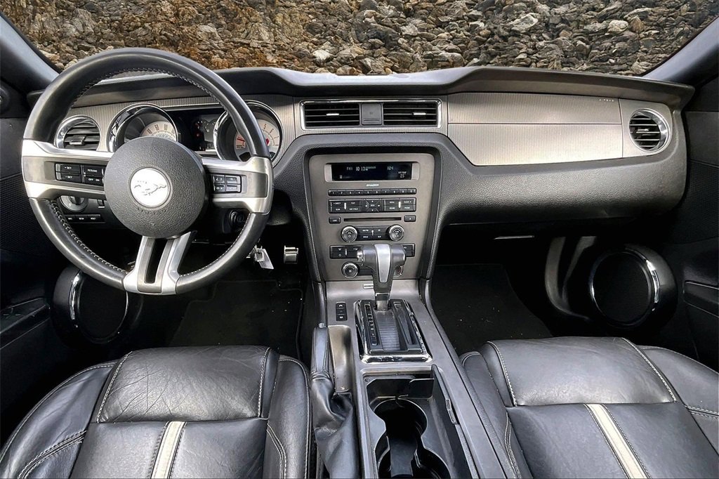 Used 2010 Ford Mustang GT image 14