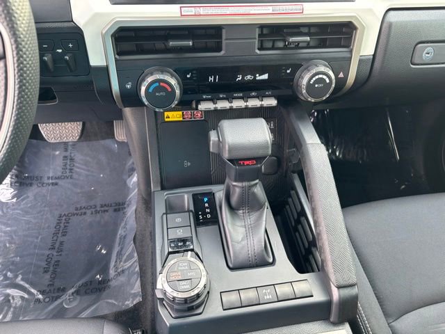 Used 2024 Toyota Tacoma TRD Off-Road image 24