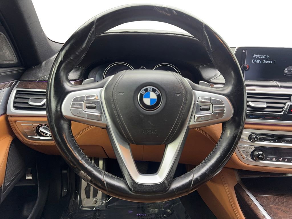 Used 2017 BMW 750i xDrive image 57