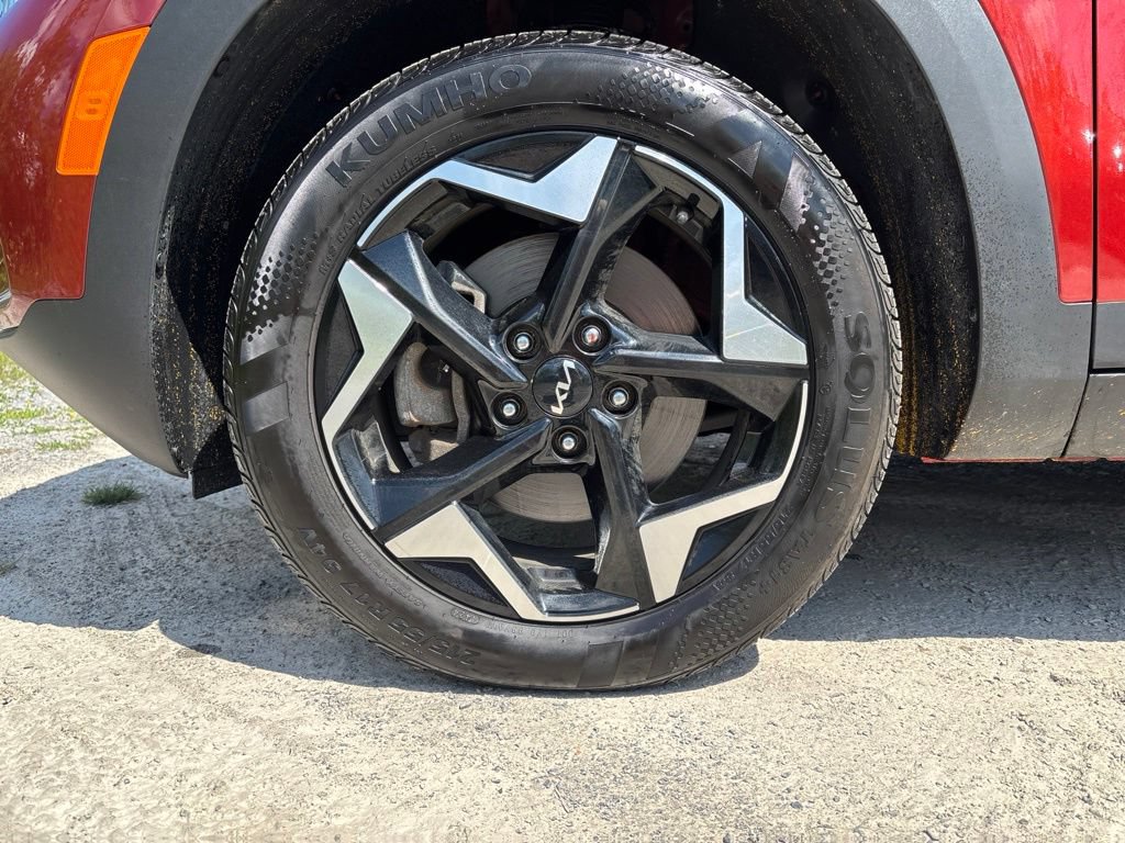 Certified 2025 Kia Seltos S AWD/4WD image 11
