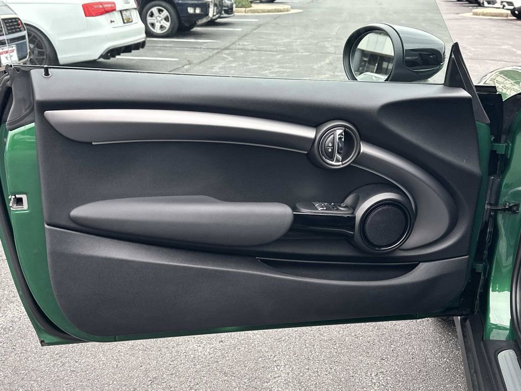 Used 2023 MINI Cooper S image 25