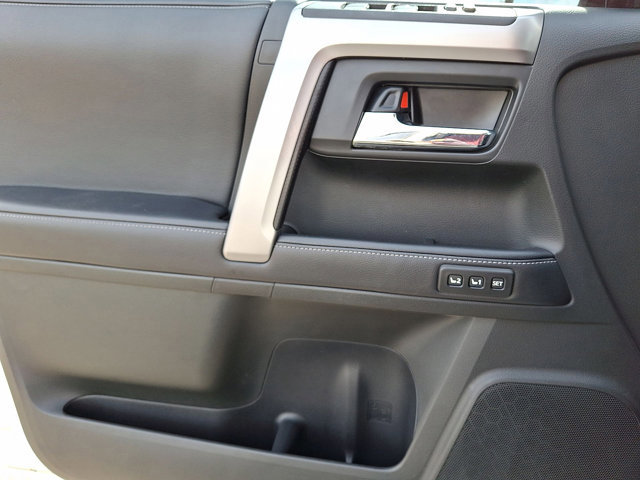 Used 2018 Toyota 4Runner Limited AWD/4WD image 11