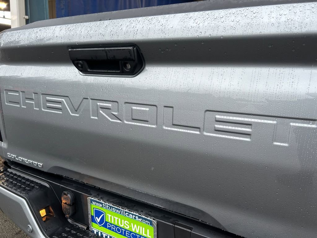 Used 2024 Chevrolet Colorado LT w/ LT Convenience Package II image 32