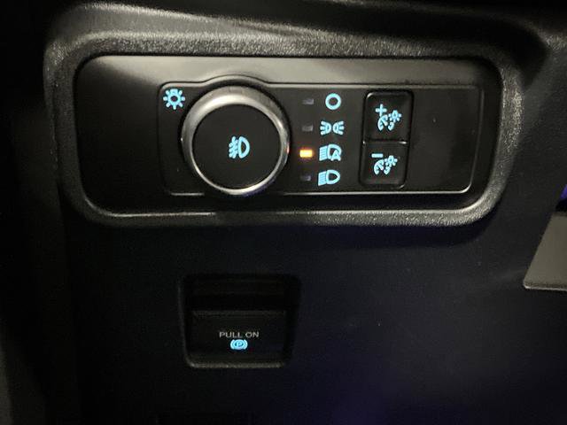 Used 2025 Ford Bronco Badlands image 24