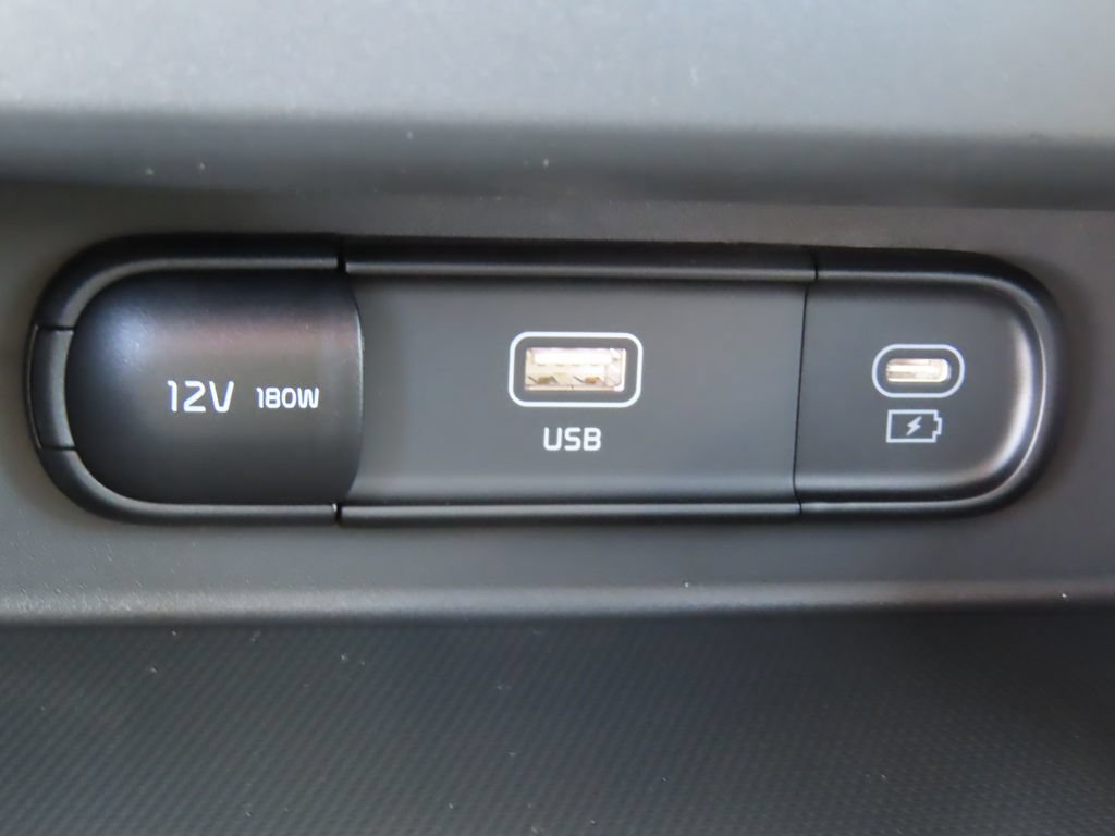 New 2026 Kia Seltos S AWD/4WD image 10