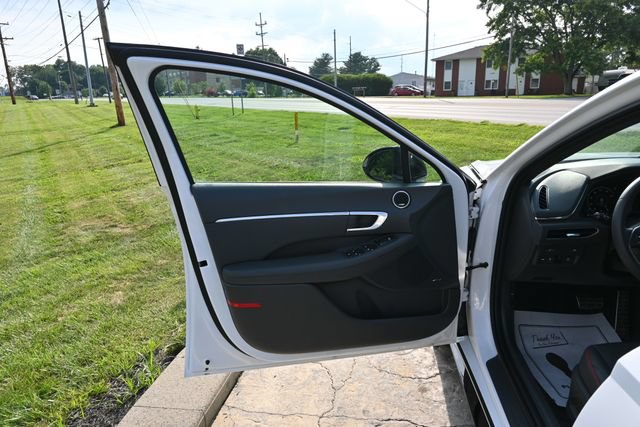 Used 2023 Hyundai Sonata SEL Plus FWD image 25