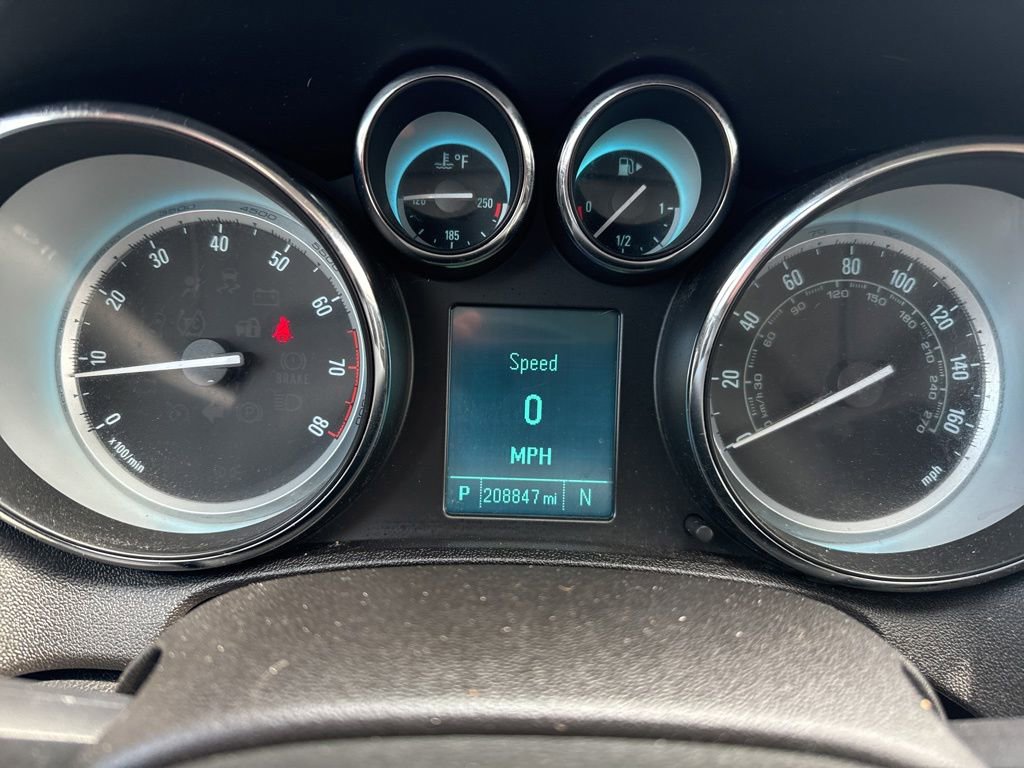 Used 2015 Buick Verano FWD image 11