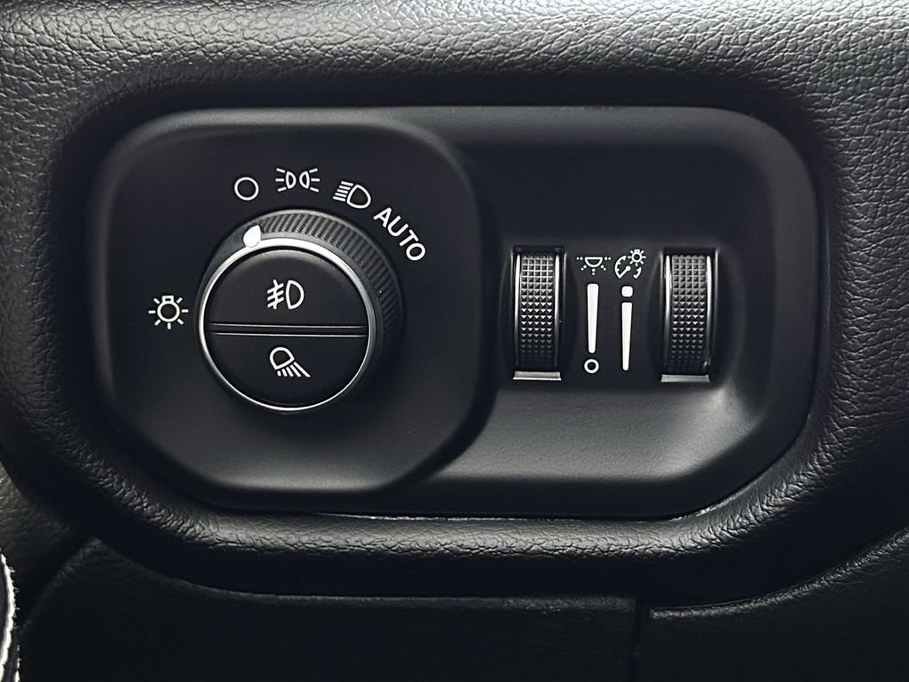 Used 2024 RAM 2500 Laramie w/ Safety Group image 27