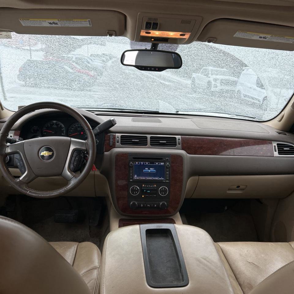 Used 2010 Chevrolet Avalanche LTZ image 5