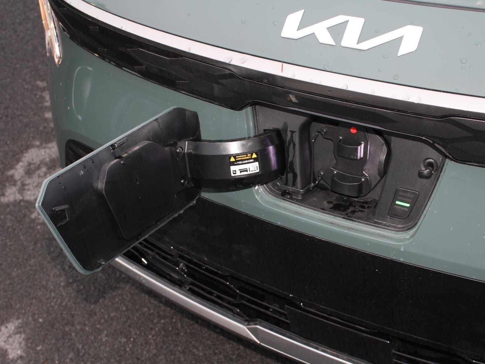 New 2025 Kia Niro Wind w/ Wind Preserve Package image 3