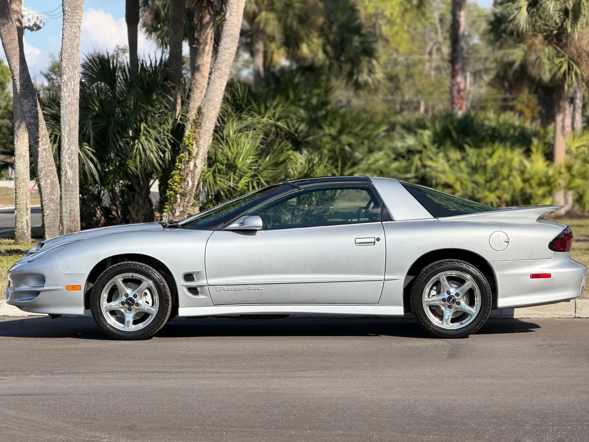 Used 2000 Pontiac Firebird Formula image 34