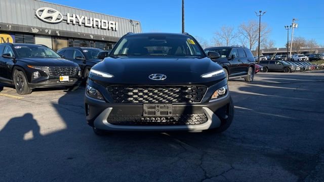 Used 2023 Hyundai Kona SEL image 3