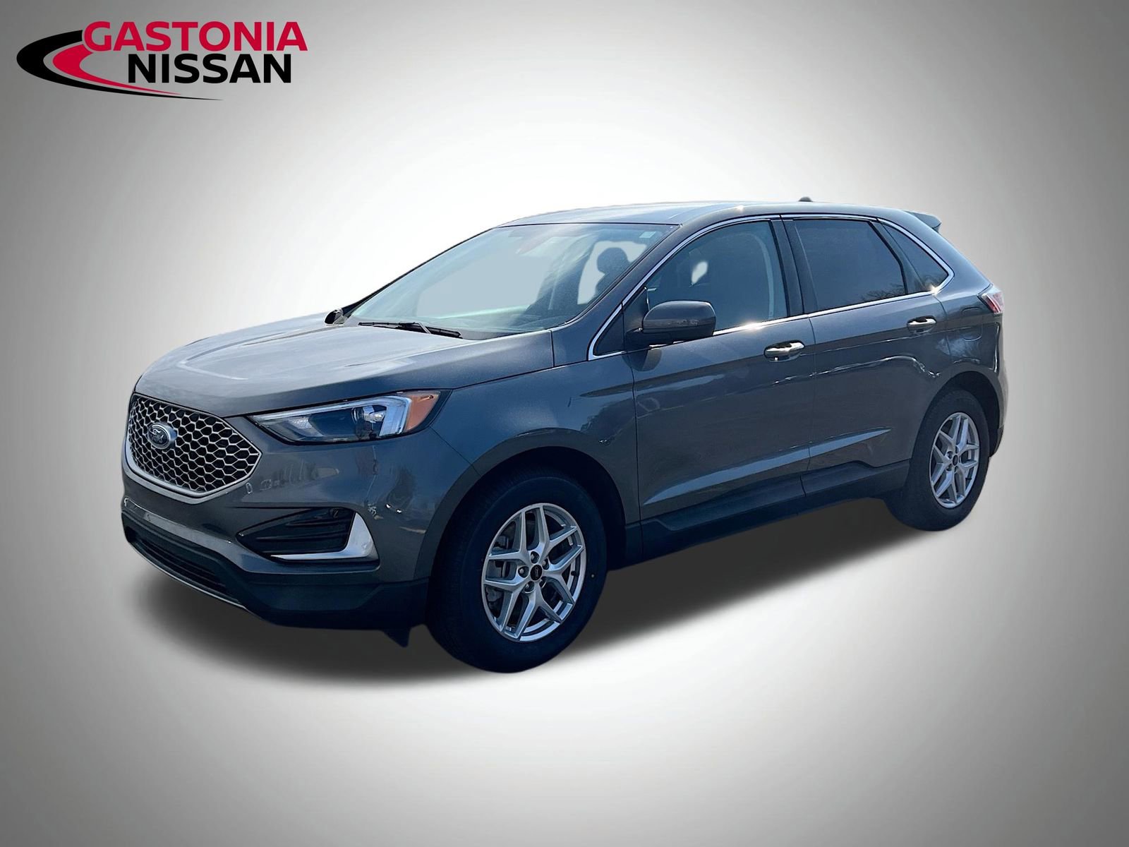 Used 2024 Ford Edge SEL image 3