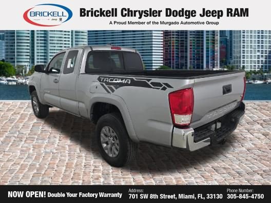 Used 2017 Toyota Tacoma SR5 RWD image 31